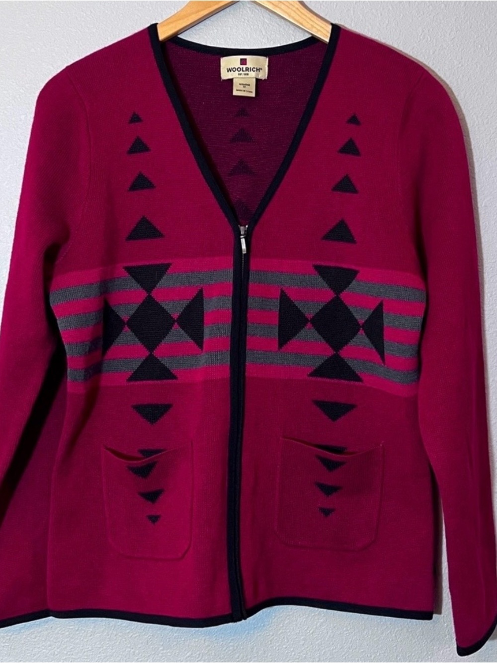Woolrich Women's Magenta Zip-Front Aztec Western Knit Cardigan Sz M
